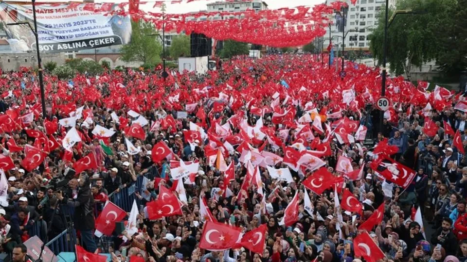 AK Parti'de yerel seçim heyecanı! Yenilenen teşkilatlarla yeni yol haritası! Başkan Erdoğan'a sunulacak