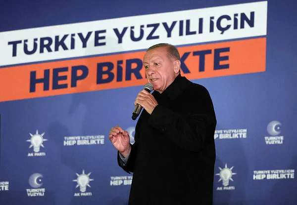 CHP’li Dursun Çiçek hem itiraf hem alay etti: Seçmenimizi kandırmışsak size ne?