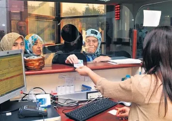 Emekliye 3 ayrı ödeme