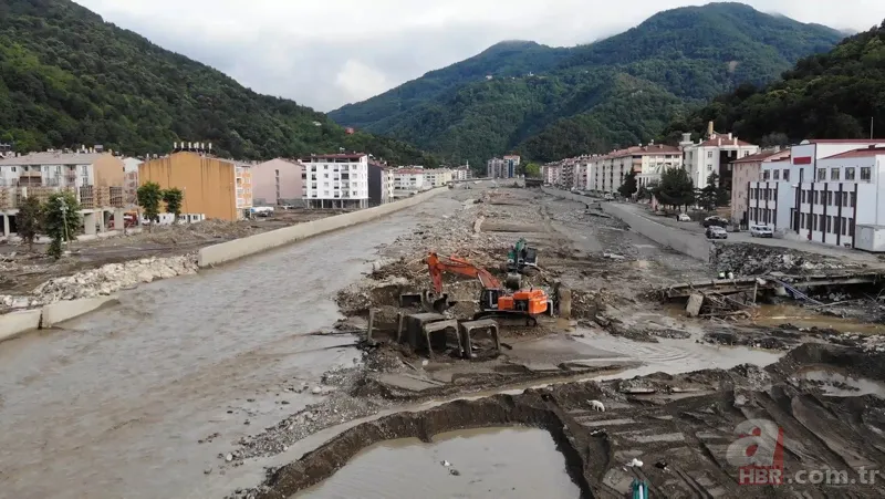 Mum ışığında LGS’ye çalışan afetzede Önder Türkiye birincisi oldu 5