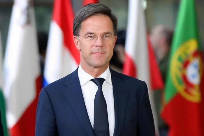Hollanda koronavirüs (Kovid-19) kısıtlamalarını kademeli olarak kaldırıyor - 1