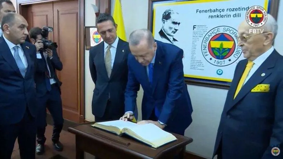 Başkan Erdoğan Fenerbahçe Yüksek Divan Kurulu Toplantısı’na katıldı |Video