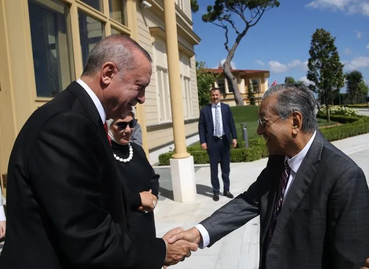 Başkan Erdoğan, Mahathir ile kahvaltıda buluştu