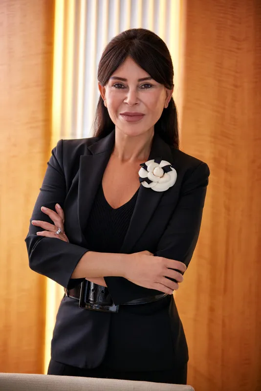 Suzan Sabancı Dinçer'den büyük skandal! Türkiye'nin acısını görmezden geldiği duyarsızlığa tepkiler çığ gibi büyüdü - 3