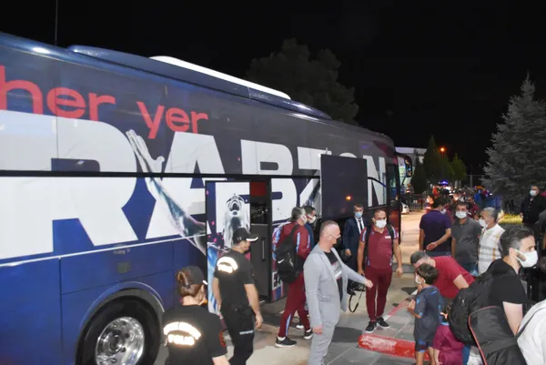 Trabzonspor lige Malatya'da başlıyor! Hedef 3 puan... Yeni Malatyaspor ve Trabzonspor'un muhtemel 11'leri - 4