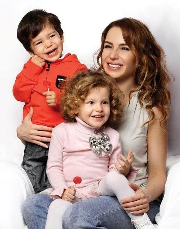 sosyal-medyada-15-yas-sinirina-unlulerden-destek-mesajlari-1767851918720.jpg Kaynak: Instagram