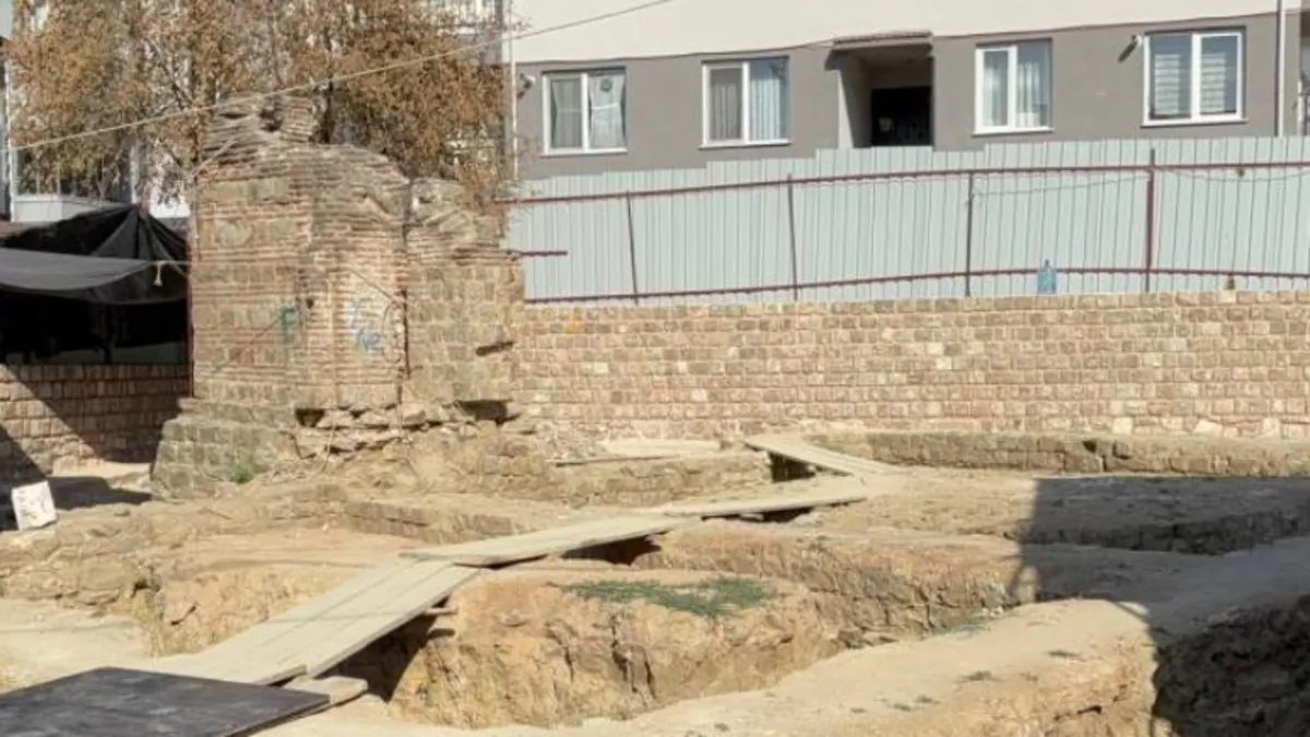 Edirne'de yıkık haldeki tarihi Çokalca Camisi yeniden ayağa kaldırılıyor