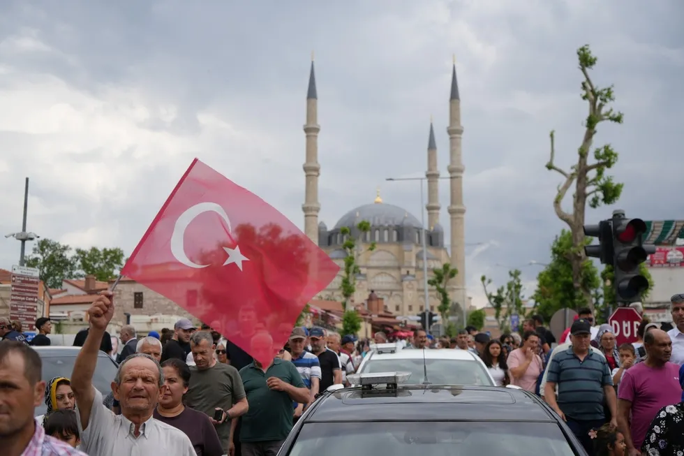 Selimiye Camii yeniden ibadete açıldı! Başkan Erdoğan'dan muhalefete tepki: Vekil misiniz yoksa militan mı? - 1