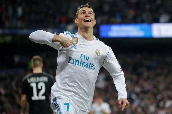 cristiano-ronaldo-real-madride-mi-donuyor-zinedine-zidanedan-flas-aciklamalar-1615824027313.jpg Cristiano Ronaldo Real Madrid'e mi dönüyor? Zinedine Zidane'dan flaş açıklamalar - 3