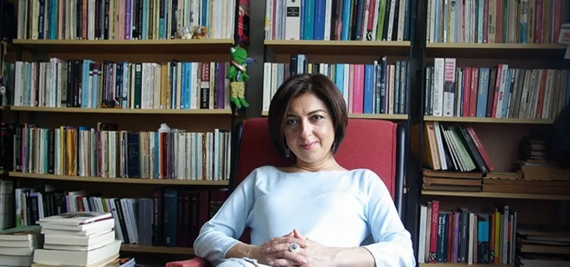 İBB, marjinal ilişkiyi savunan yazar Figen Şakacı’ya İSMEK kursiyerlerine ders verdirdi