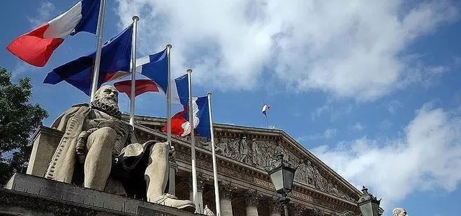 Fransa’da gazetelerden ışığı söndür kampanyası! Enerji krizi büyüyor