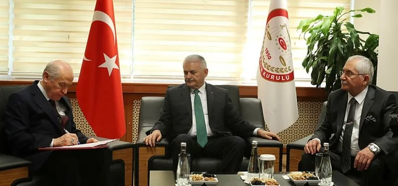 Yıldırım ve Bahçeli, Erdoğan'ın adaylığı için YSK'ya başvuruyu yaptı