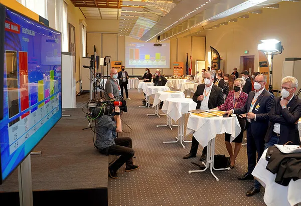 Almanya seçimleri kim kazandı? Almanya seçim sonuçları başbakan kim oldu?