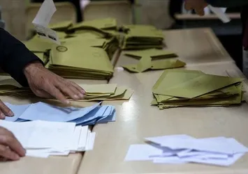 Oy kullanırken bunlara dikkat! Yeni pusula isteme hakkı var mı? Yanlış mühür basılırsa ne olur?