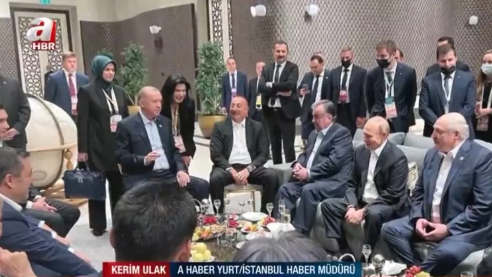Dünyanın konuştuğu fotoğraf karesi! Dünya diplomasisinde Türkiye masa başında