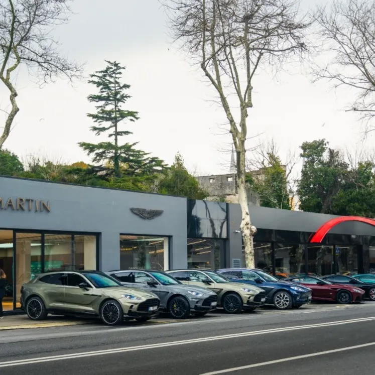 İstanbul Yollarında Aston Martin İmzası