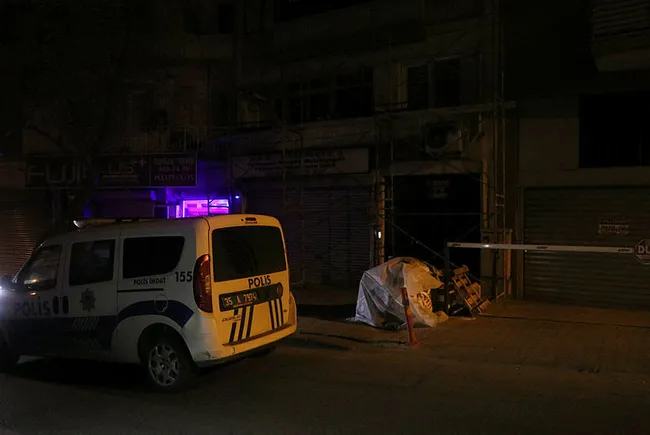 İzmir’de inanılmaz olay! Eski sevgilisinin oğlundan kaçarken balkondan düştü - 5