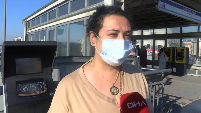 Vatandaşların metrobüs isyanı! Sosyal mesafesiz yolculuğa tepki gösterdiler