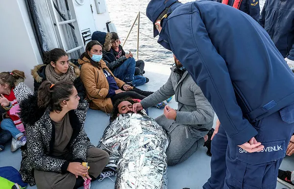 Yunanistan'dan ikiyüzlü mülteci tavrı! Suriyelilere ölüm Ukraynalılara yaşam - 2