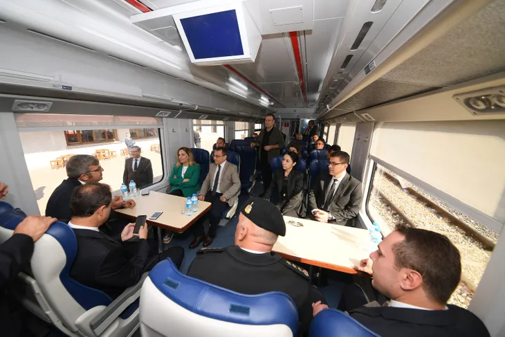 Anadolu DMU Milli Tren Seti Uşak'ta test sürüşüne başladı - 2