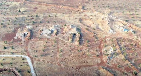 1654489521245.jpeg YPG/PKK'lı teröristlerden kirli plan! Sivillere zorla tünel kazdırıp silah saklatıyorlar - 3