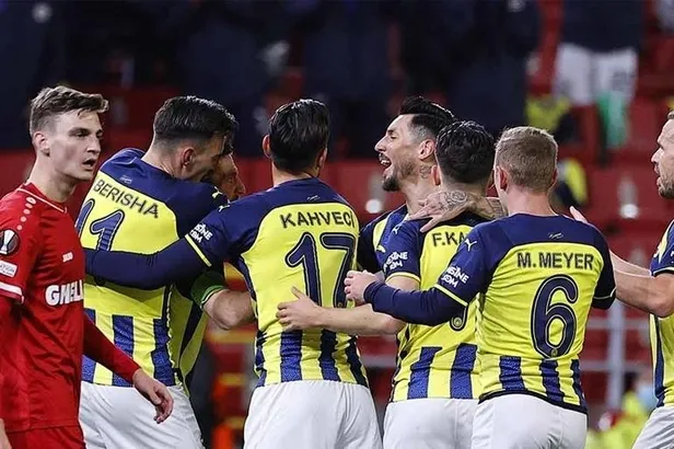 Olympiakos Fenerbahçe maç özeti! Olympiakos Fenerbahçe maçı önemli anlar...