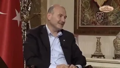 O caminin dibinde ezanı dinletiriz!