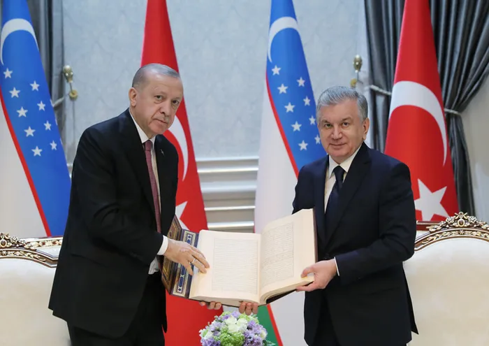 SON DAKİKA: Başkan Erdoğan ve Özbekistan Cumhurbaşkanı Şevket Mirziyoyev’den önemli açıklamalar