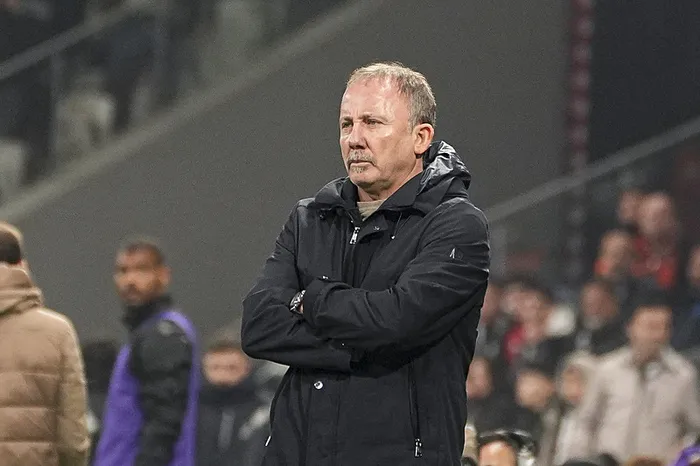 Rams Başakşehir-Beşiktaş maçı! Sergen Yalçın'dan dikkat çeken ilk 11 kararı - 1