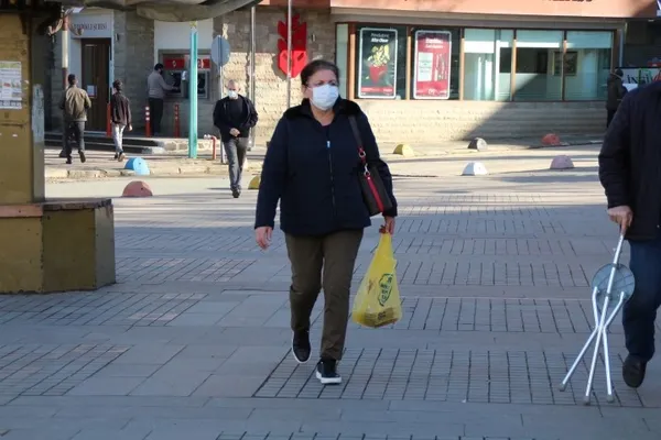 Tedbirlere uyulunca Kovid-19 risk haritası maviye döndü - 6