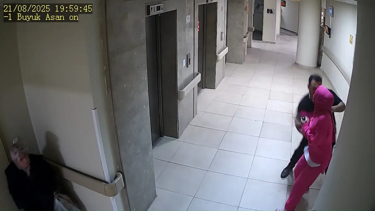 Boşanma aşamasındaki koca dehşet saçtı! Eşini hastanede kovalayıp vurdu