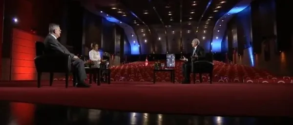 Kemal Kılıçdaroğlu’na ’The Democratic Father’ pankartlı karşılama! CHP’liler çok sevindi ama o çizim dikkat çekti: Kime ’kukla demokrat’ diyorlar?