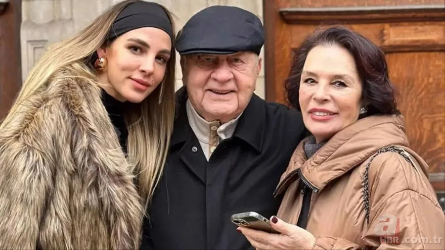 Hülya Koçyiğit'in torunu Aslışah Alkoçlar güzelliğiyle mest etti! Küçük torunu anneannesinin 30 yıl önceki hali... 5