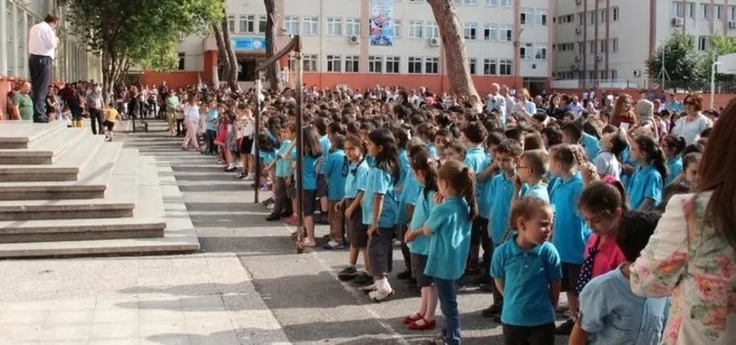 9 günlük tatil ne zaman başlayacak? MEB 2023-2024 okulların tatil takvimi açıklandı mı?