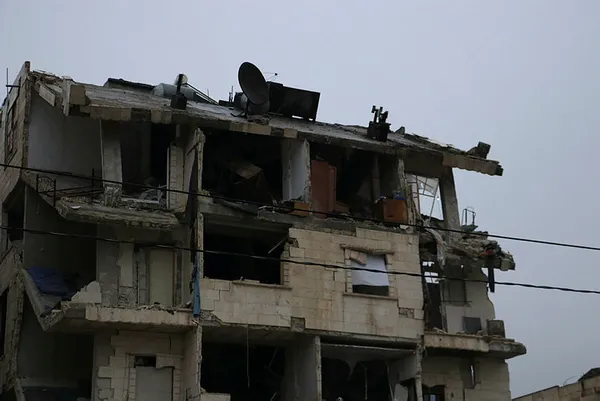 7,7 büyüklüğündeki deprem Suriye'yi de vurdu! İşte son durum - 1