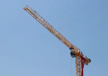 15 bin lira maaşla vinç operatörü bulamıyorlar