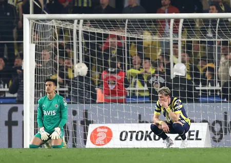 Fenerbahçe-İstanbulspor maçı | Şampiyonluk şansı bitti mi? Çakar'dan olay yaratan sözler: Ahmaklık