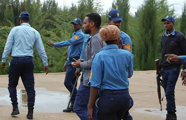 Son dakika: Etiyopya’da FETÖ’cü eski okul müdürü gözaltına alındı