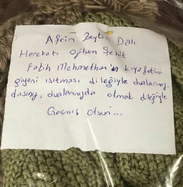 1676624108031.jpg Afrin şehidi oğlunun kıyafetlerini depremzedelere gönderdi! Üzerindeki not herkesi ağlattı - 4
