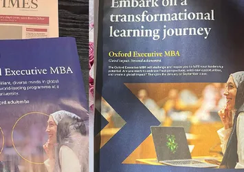TBMM'nin en genç vekili AK Partili Rümeysa Kadak Oxford'un yeni reklam yüzü!