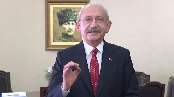 chp-genel-baskani-kemal-kilicdaroglundan-aksenere-yanit-soframizi-buyutmeye-devam-edecegiz-bu-saatten-sonra-de-1677861916350.jpg CHP Genel Başkanı Kemal Kılıçdaroğlu'ndan Akşener'e yanıt: Soframızı büyütmeye devam edeceğiz! Bu saatten sonra değişmem - 4