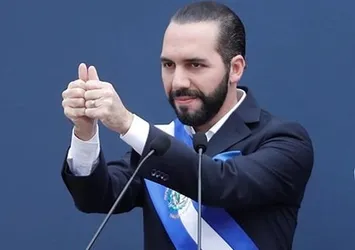Nayip Bukele yemin ederek göreve başladı