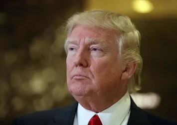 Trump töreni koruyan komutana güvenmedi
