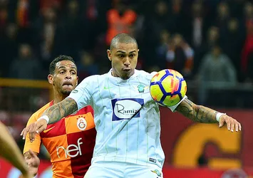 Galatasaray ilk kez Akhisar'da