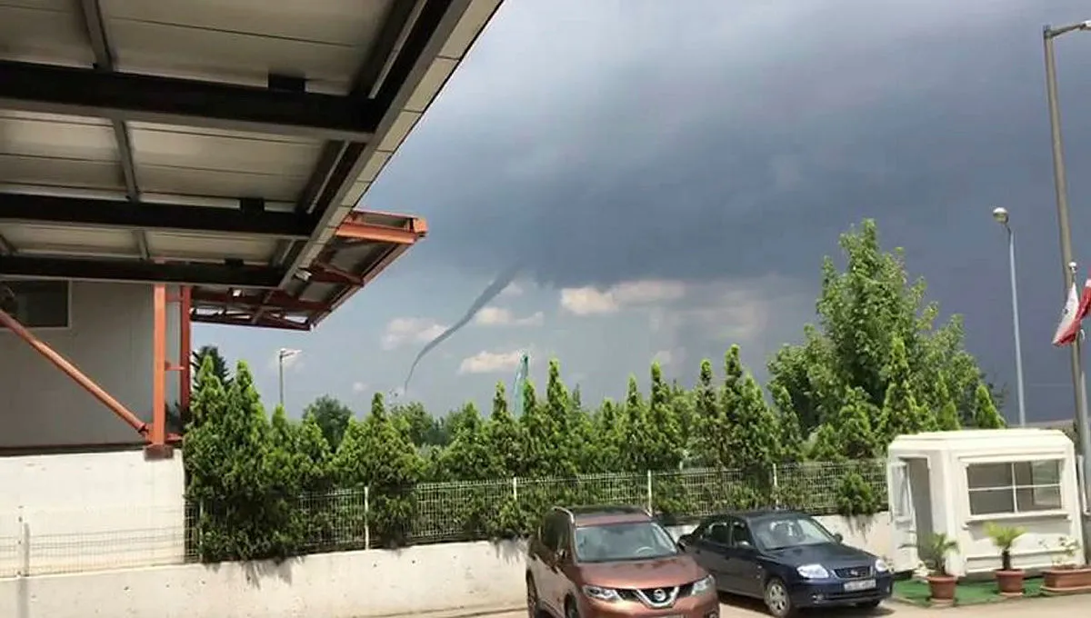 İstanbul'da hortum paniği