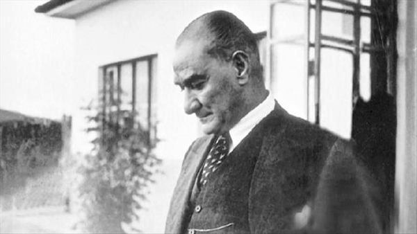 ataturku-ders-kitaplarindan-yirtarak-tarihten-silemezsiniz-ak-partiden-guney-kibris-rum-yonetimindeki-skandal-talimata-tepki-1631114985818.jpg Atatürk'ü ders kitaplarından yırtarak tarihten silemezsiniz! AK Parti'den Güney Kıbrıs Rum Yönetimi'ndeki skandal talimata tepki - 2
