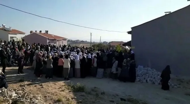 Uşak'ta yangın: 3'ü çocuk 4 kişi hayatını kaybetti - 2