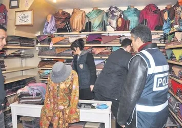 Teröristin günlük geliri taklit ürün satışından