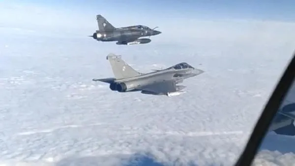 Karadeniz'de tehlikeli takip! Rus savaş uçakları, ABD ve Fransa uçaklarına eşlik etti - 3