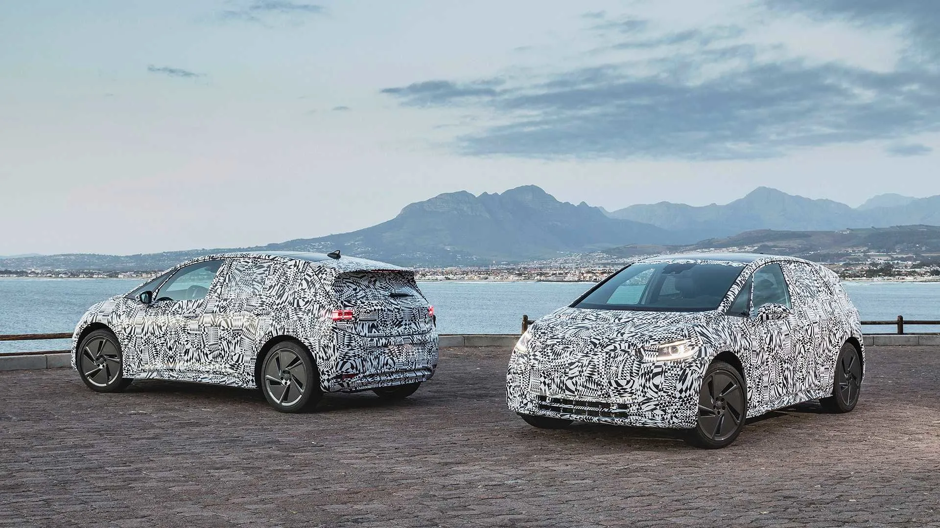 Volkswagen ID'nin test fotoğrafları paylaşıldı! Volkswagen ID'nin özellikleri neler?